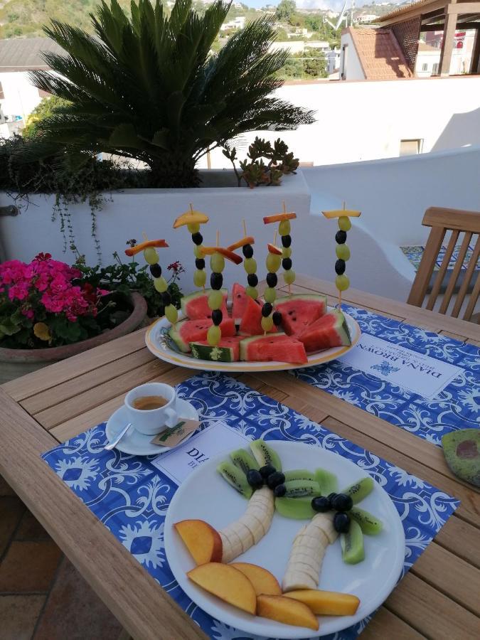 Diana Brown B&B Affittacamere Lipari  Exteriör bild